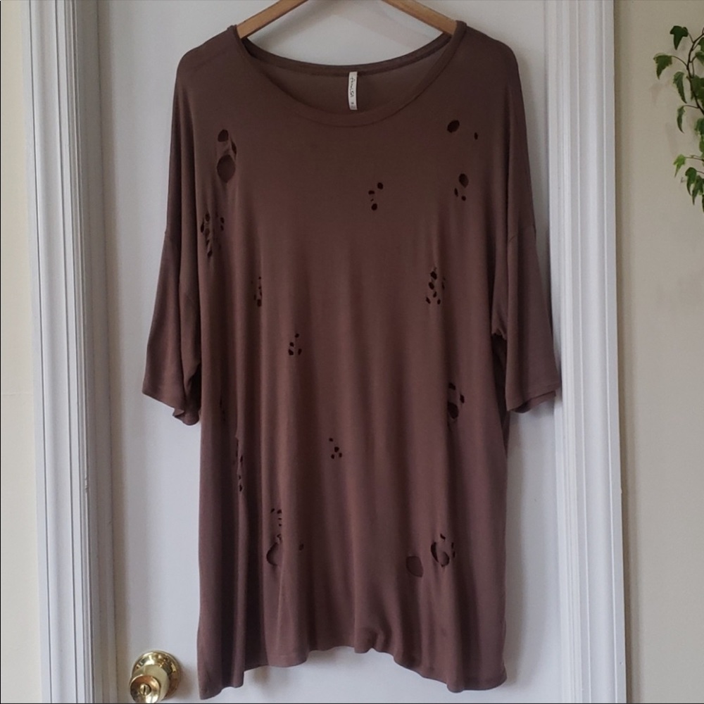 Destroyed Basic Tee Bundle! - image 6